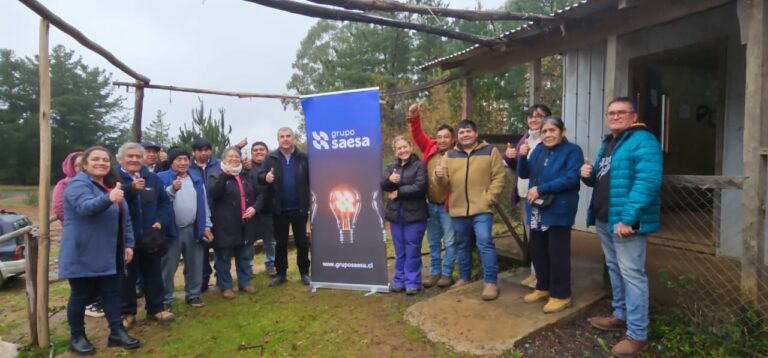 Saesa inaugura moderna instalación eléctrica en Huitrapulli, San Juan de la Costa