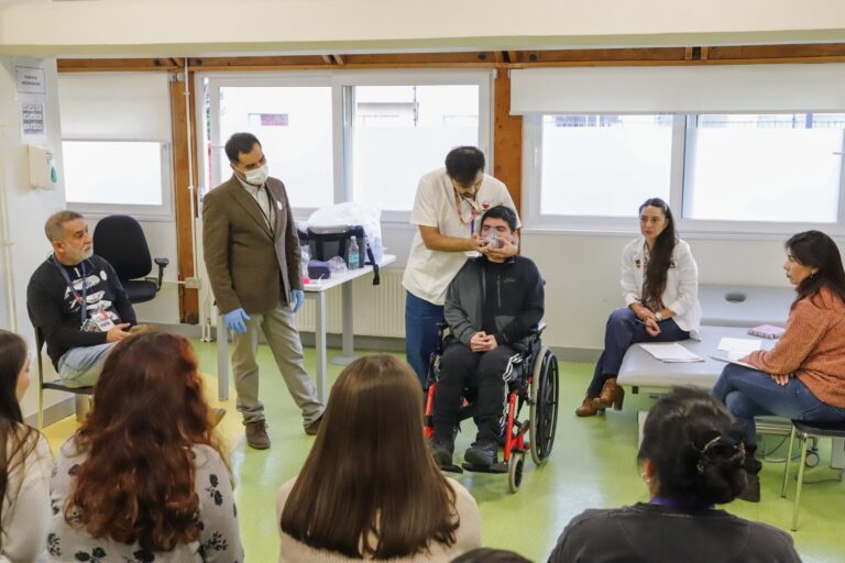 Con gran éxito se realizó en Teletón Puerto Montt jornada de capacitación en cuidados para niños y jóvenes con Distrofia Muscular de Duchenne