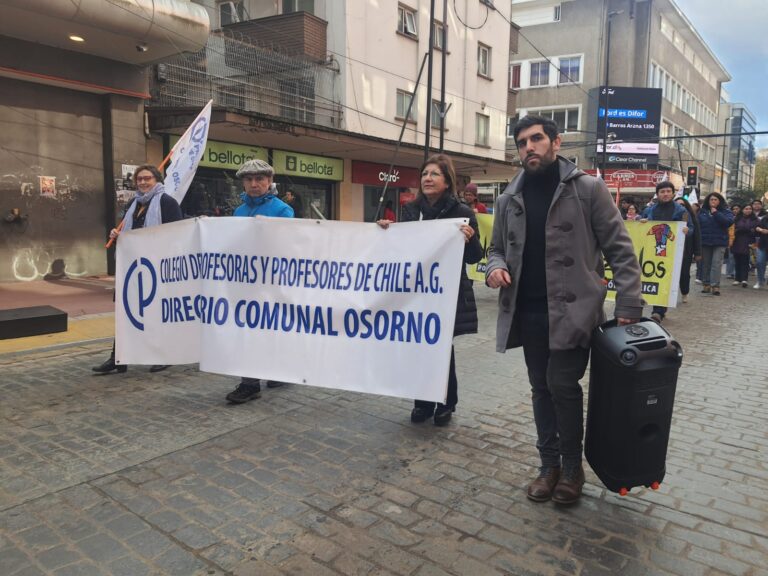 Paro Nacional Docente: Profesores de Osorno se movilizan por mejoras laborales
