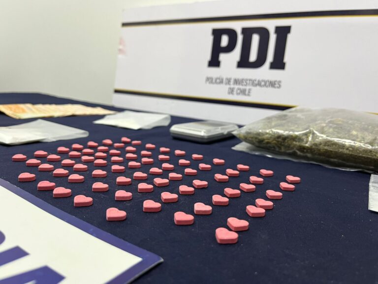 PDI detiene a pareja que comercializaba drogas en Puerto Montt: mantenían éxtasis, cannabis, ketamina y clorhidrato de cocaína