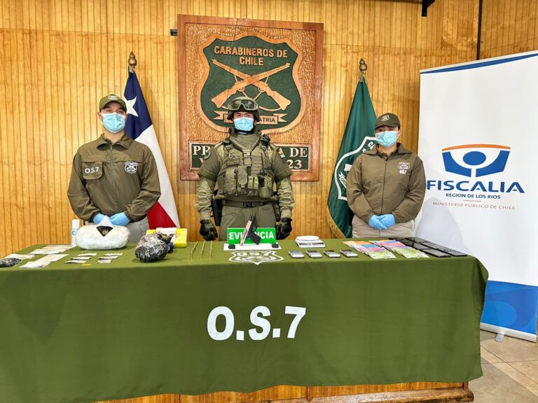 8 detenidos en operativo barrial antidrogas de Fiscalía de Los Ríos y OS7 de Carabineros en Valdivia