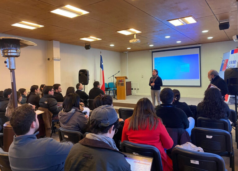 Capacitan en salud intercultural a profesionales EDF de la red asistencial Osorno