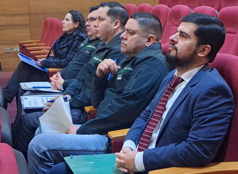 Capacitan a funcionarios de Gendarmería en Derechos Humanos