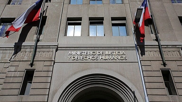 Seremi de Justicia y DD.HH. destaca modificación del sistema registral y notarial