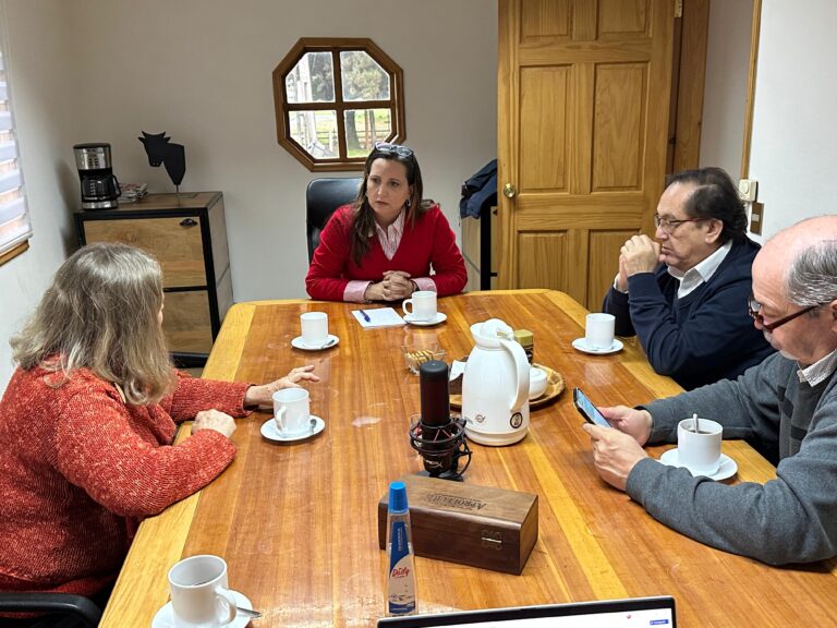 Aproleche Osorno alza la voz y expone urgencias del sector lechero
