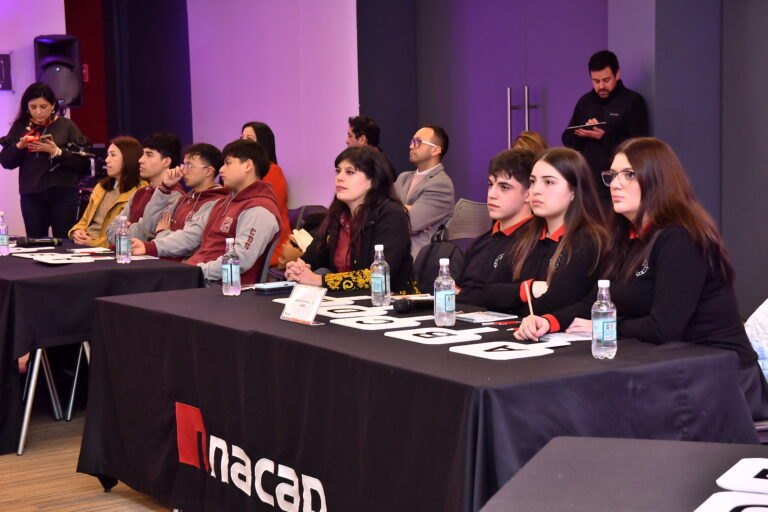 Banco Central en alianza con INACAP realiza semifinal de Olimpiadas Financieras en Osorno