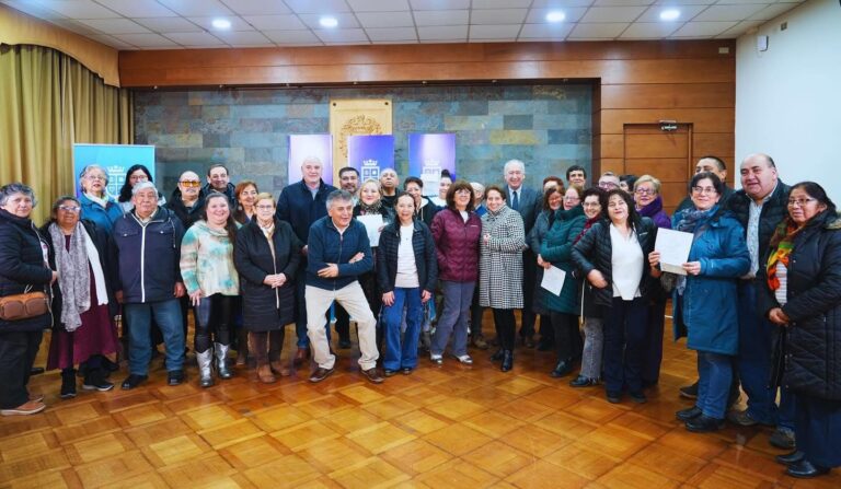 Municipio entregó aportes a 14 organizaciones sociales de la comuna de Osorno