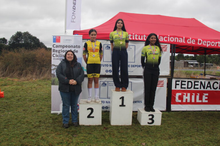 Ciclistas de la región se preparan para competir en los Juegos Deportivos Escolares y Araucanía