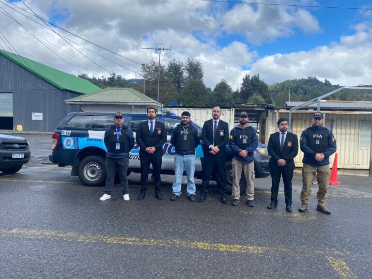 Interpol concreta extradición de argentino buscado por femicidio y que había escapado a Chiloé
