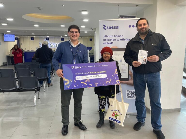 Saesa reconoció a clienta de Osorno por elegir la boleta digital