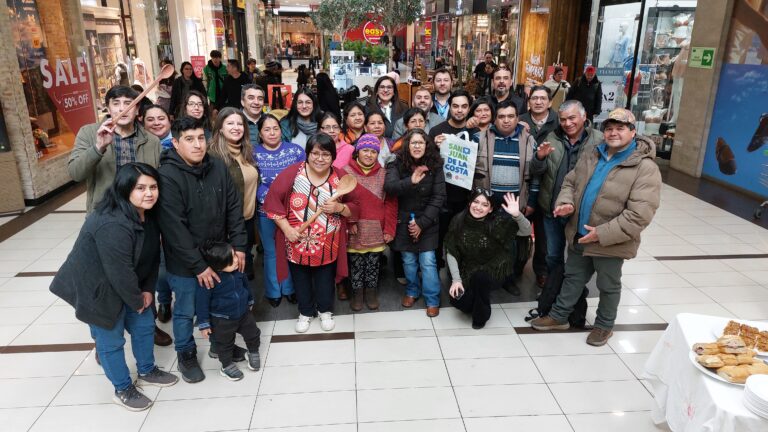 Con éxito continúa tercera versión de la feria de artesanos de San Juan de La Costa y San Pablo en Mall Cenco Osorno