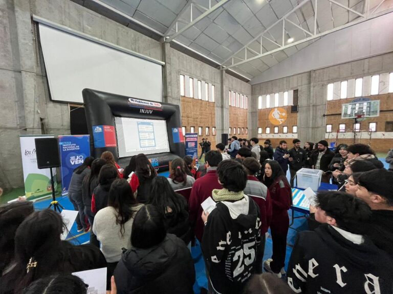 Hablemos de Todo refuerza apoyo a las juventudes con más acciones y presencia territorial en la región de Los Lagos