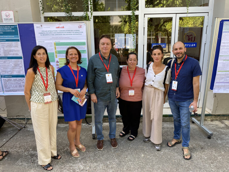 Académicos de Fonoaudiología UACh participaron en congreso internacional sobre adquisición y trastornos del lenguaje en Sevilla