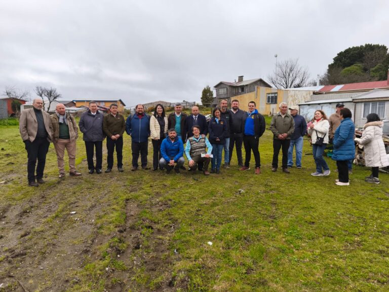 Comisión de Infraestructura del CORE sesionó en Ancud, para revisar proyecto de futuro cuartel de bomberos en población Inés de Bazán