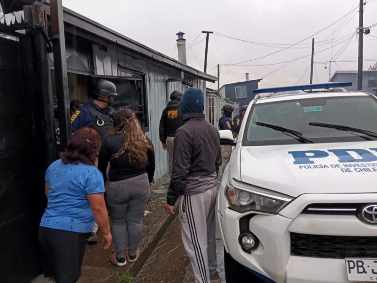PDI detiene a 33 personas en operativo especial durante “Operación Fortaleza” en Los Ríos