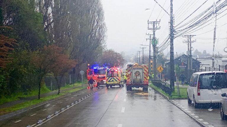 Fiscalía de Los Ríos investiga choque de buses que dejó 18 lesionados en Valdivia: un chofer conducía bajo influencia de sustancias psicotrópicas