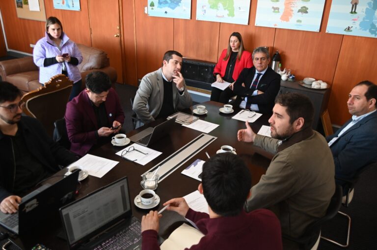 Gobierno Regional y Municipalidad de Cochamó impulsan histórico proyecto de APR en Pocoihuén