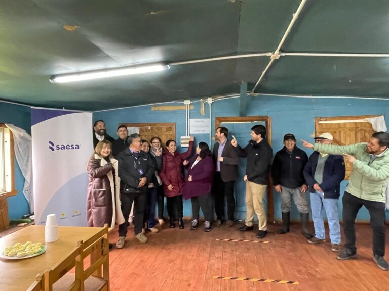 Nueva sede social de Rincón de Chahuilco de Río Negro ya cuenta con moderna instalación eléctrica