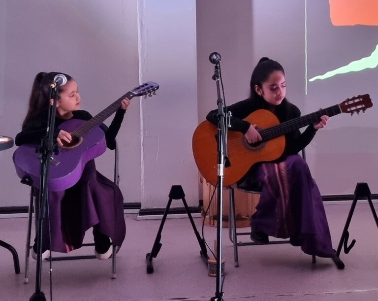 Fundación Arte Motus abren convocatoria a becas en música para niñas, niños y adolescentes