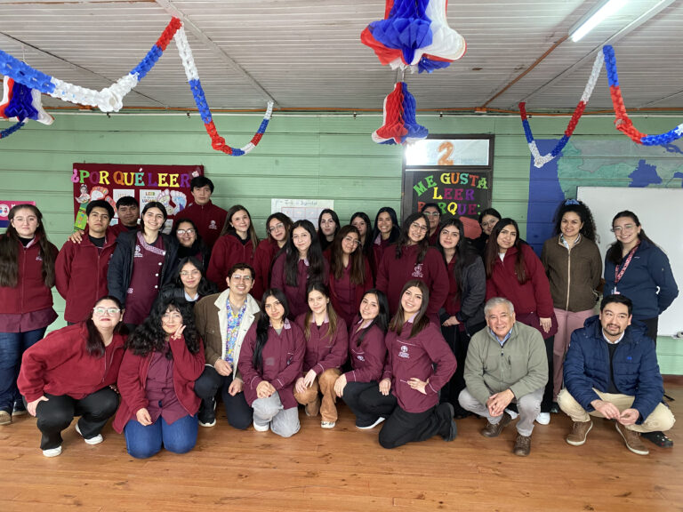 USS y escuelas rurales de Calbuco fortalecen redes de educación inclusiva