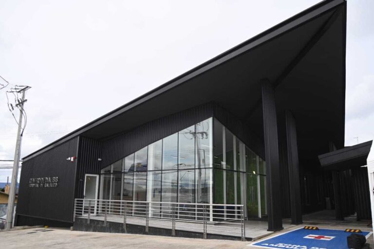 Inauguran Centro de Diálisis del Hospital de Calbuco: nueva esperanza para 72 pacientes de la provincia de Llanquihue
