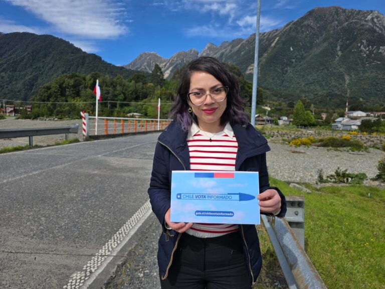Seremi de Gobierno invita a conocer campaña digital “Chile Vota Informado”
