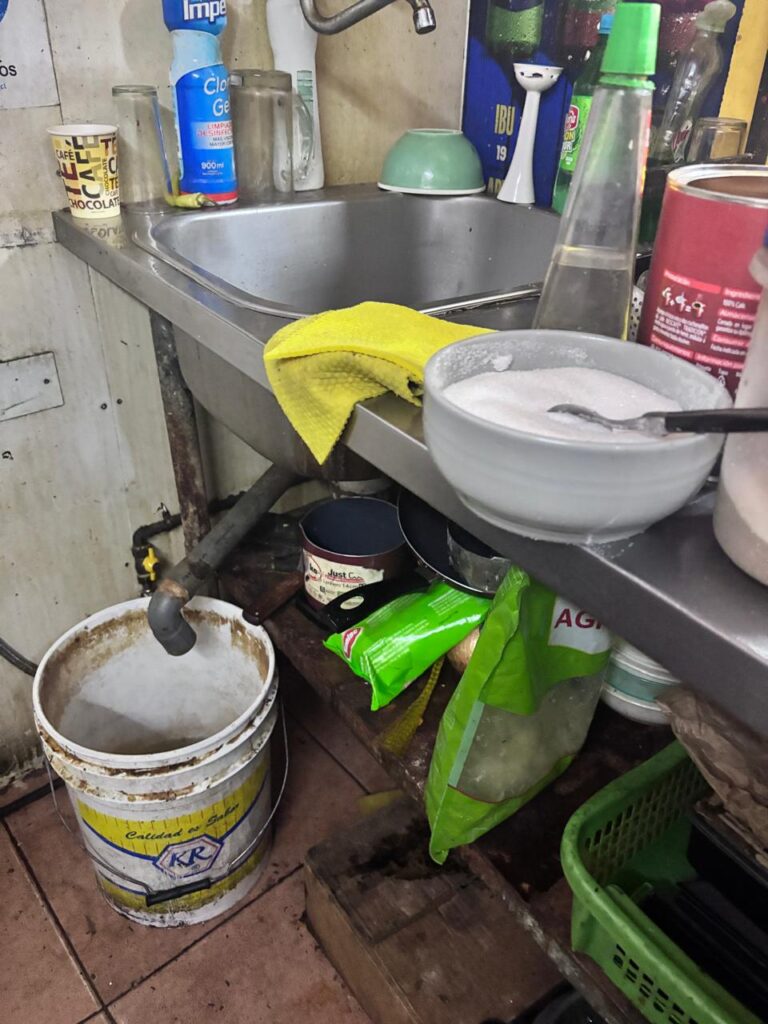 Seremi de salud decreta prohibición de funcionamiento a local en Osorno, tras brote de enfermedades transmitidas por alimento que afecta a nueve personas