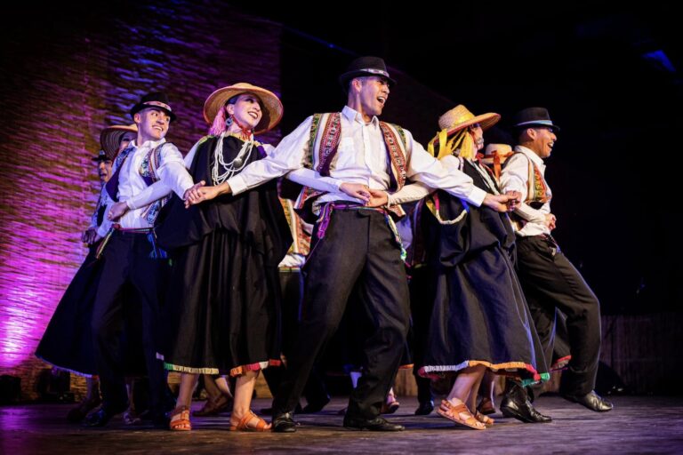 Toda la tradición nacional: Ballet Folklórico Tupa Marka celebra su 18° aniversario de su vida artística