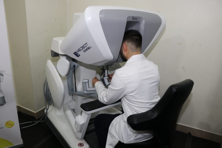 Servicio de Salud Osorno presenta desafíos en Cirugía Robótica y avances tecnológicos