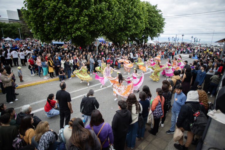 “Cultura en Movimiento”: una exposición que celebra los 15 años de la Fiesta Urbana de las Artes