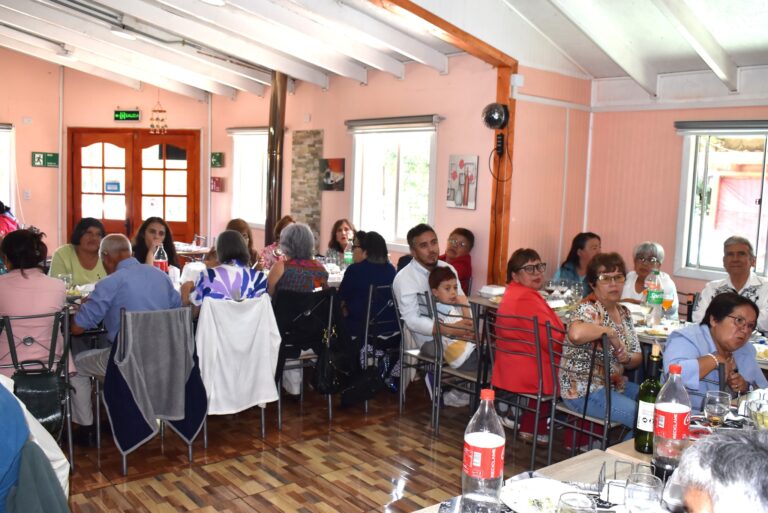 Unión Comunal de Adultos Mayores Valle Central realizó actividad de cierre de año