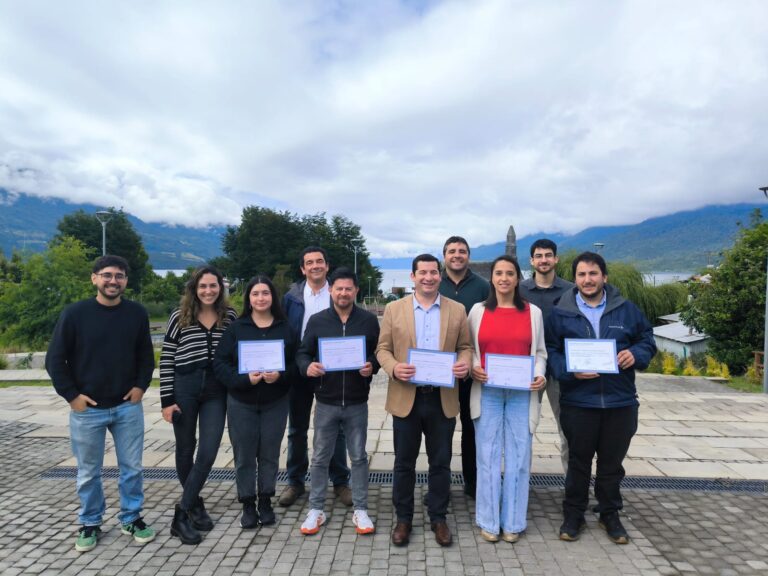 Municipio y empresas sellan alianza para potenciar el desarrollo local de Cochamó