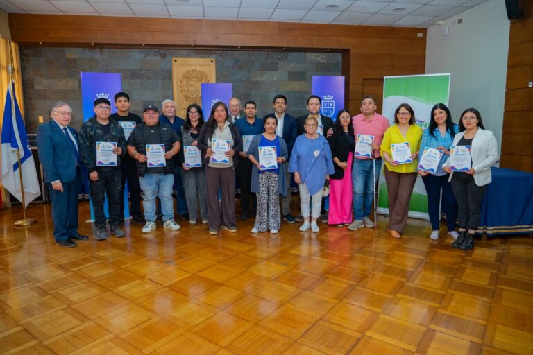 Jóvenes emprendedores locales fueron beneficiados con fondo «Emprende Técnicos Profesionales 2025»