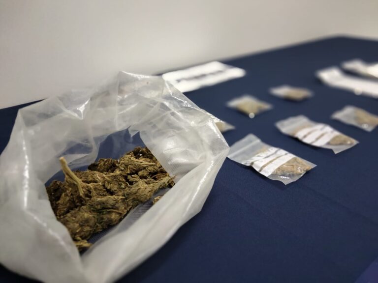 PDI detiene a dos hombres que vendía droga por redes sociales y delivery en Puerto Montt