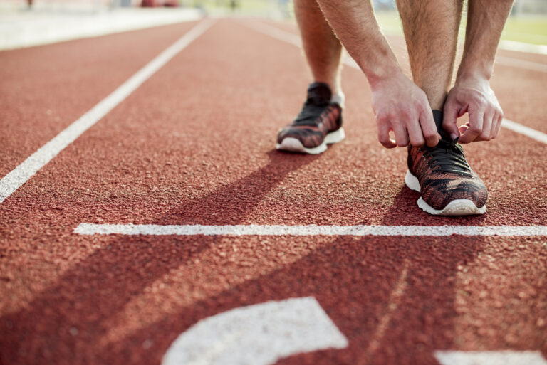 Corrida estudiantil y stands para la promoción de la salud en Osorno