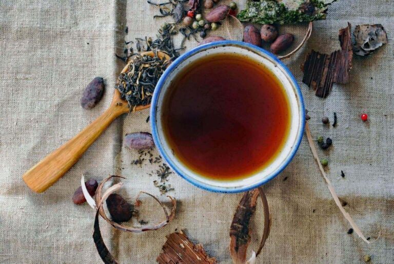 Chile vive un giro histórico en el té: mujeres lideran la revolución del tea blending