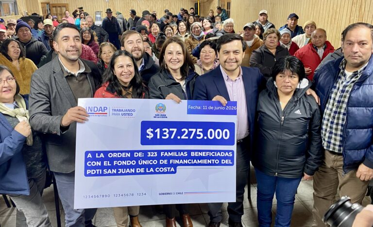 INDAP entrega más de $137 millones para 323 agricultores de San Juan de la Costa