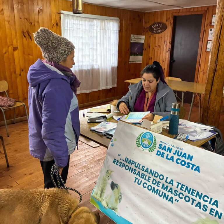 San Juan de la Costa realizó operativo veterinario gratuito en el sector Los Hualles