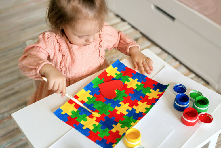 Presentan proyecto de ley marco para fortalecer la atención temprana de niños y niñas neurodivergentes