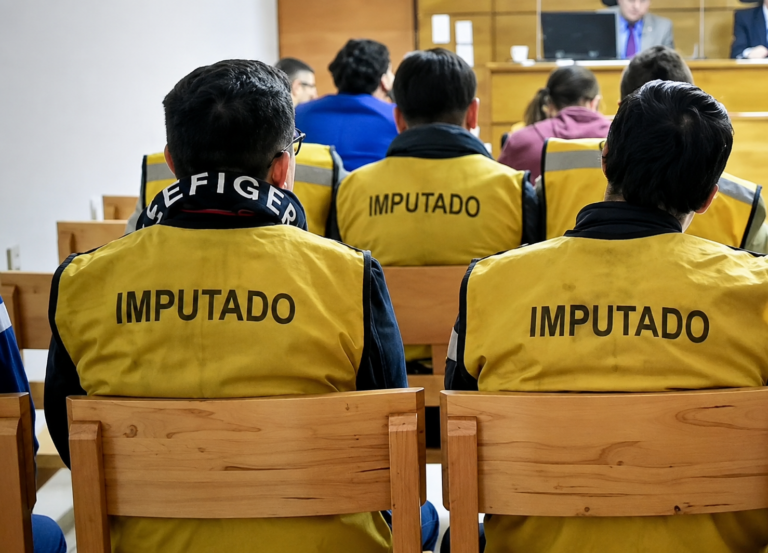 Cinco imputados vinculados a “Los Mapaches” quedan en prisión preventiva por secuestro, drogas y armas en Osorno
