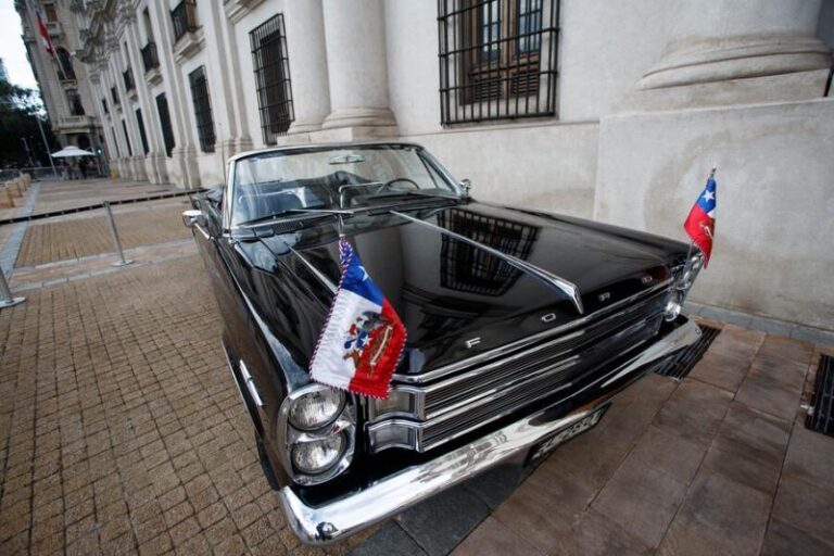 Ford Galaxie vuelve a ser protagonista de la Parada Militar 2026: la historia del tradicional auto presidencial