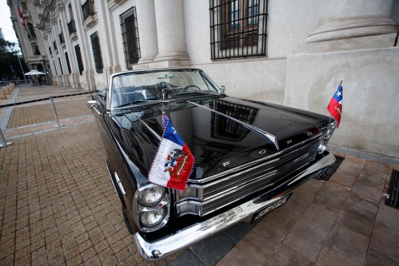 Ford Galaxie vuelve a ser protagonista de la Parada Militar 2026: la historia del tradicional auto presidencial