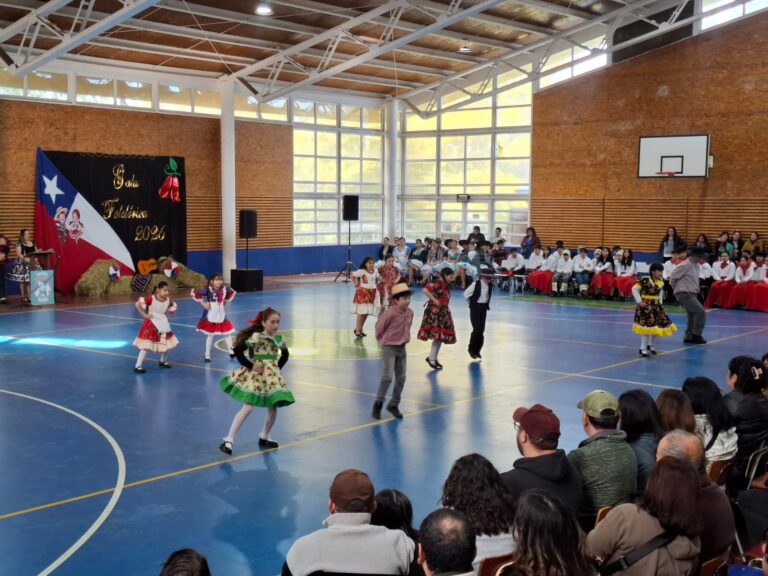 ESCUELA RURAL AGROECOLOGICA PICHIL PUSO EN ESCENA LA RIQUEZA CULTURAL DE CHILE Y EL VALOR DE UNA EDUCACIÓN INCLUSIVA