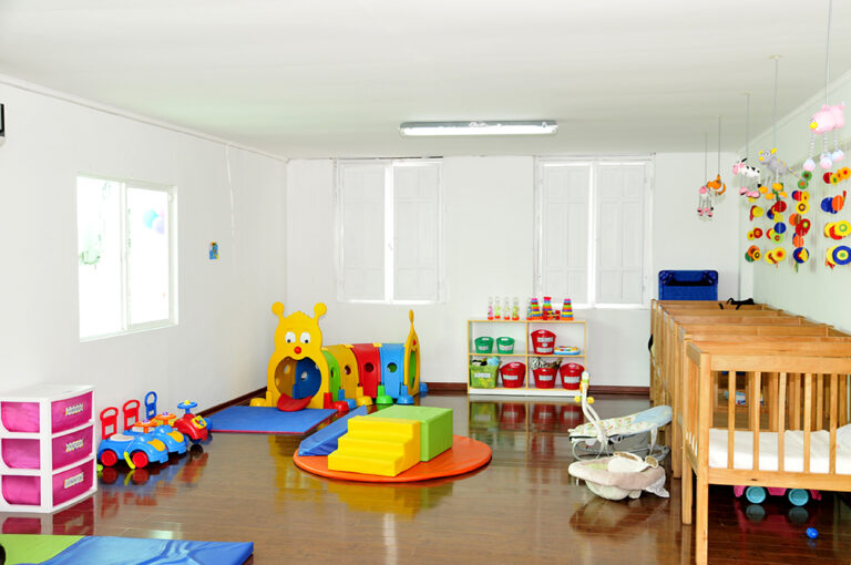 Cadem: 62% de encuestados cree que Sala Cuna Universal debe ser un derecho de niñas y niños